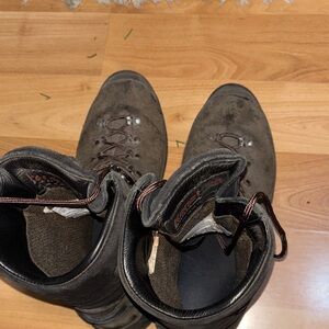 Men's used kenetrek Hiking Boots